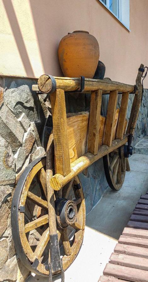Вулик Будиночок З Двома Окремими Номерами Kamyanets-Podilski Dış mekan fotoğraf